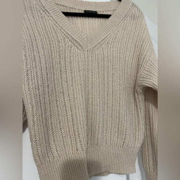 Dynamite knit - Picture 3 of 4